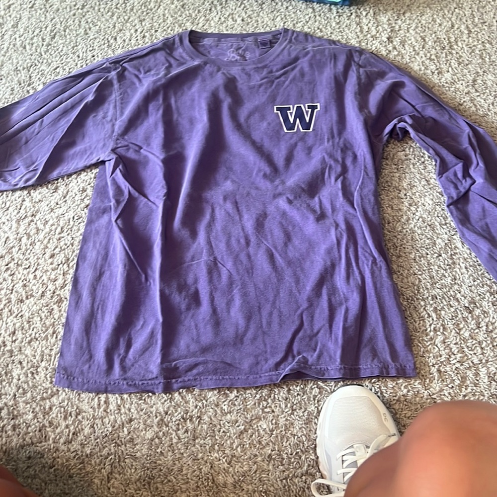 Size Small Washington Huskies Long Sleeve